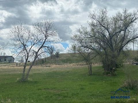 802 4TH Edgemont SD 57735