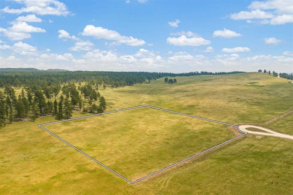 RODEO CT, CUSTER, SD 57730 - Image 8eb9136fbc20271cdf15ca15a2e7a4e1/2909852846