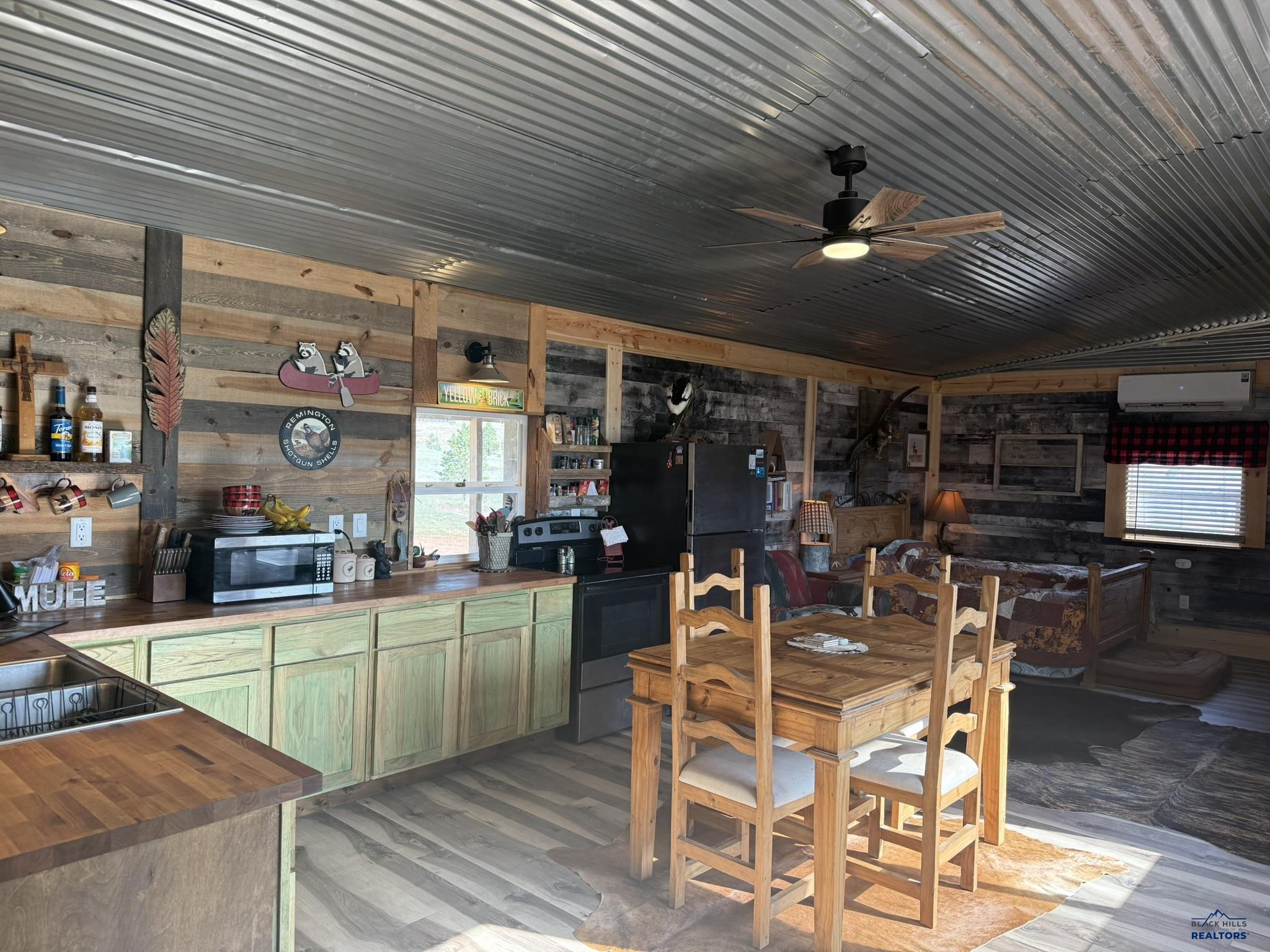 27199 WIND CAVE RD