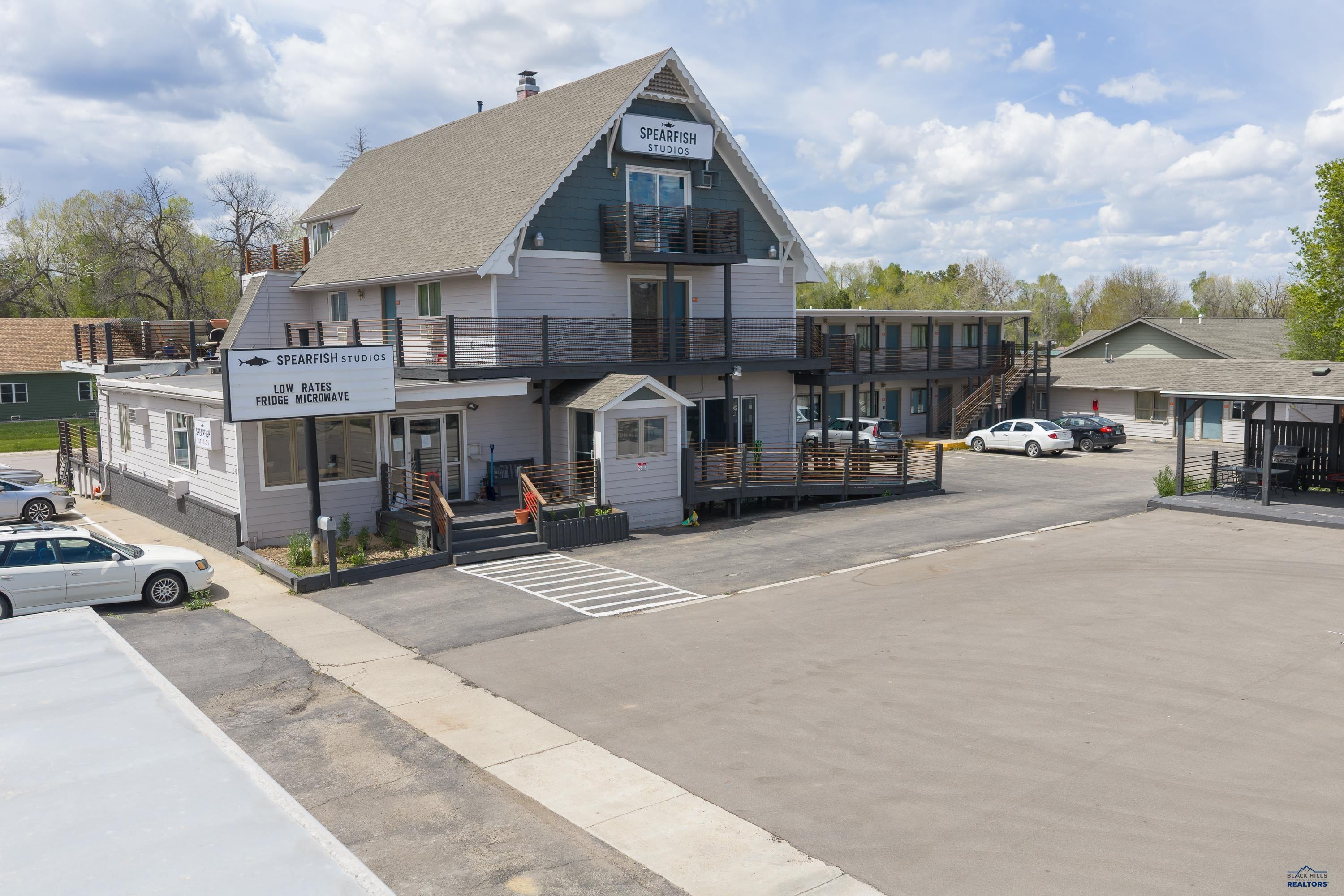 346 W KANSAS CITY