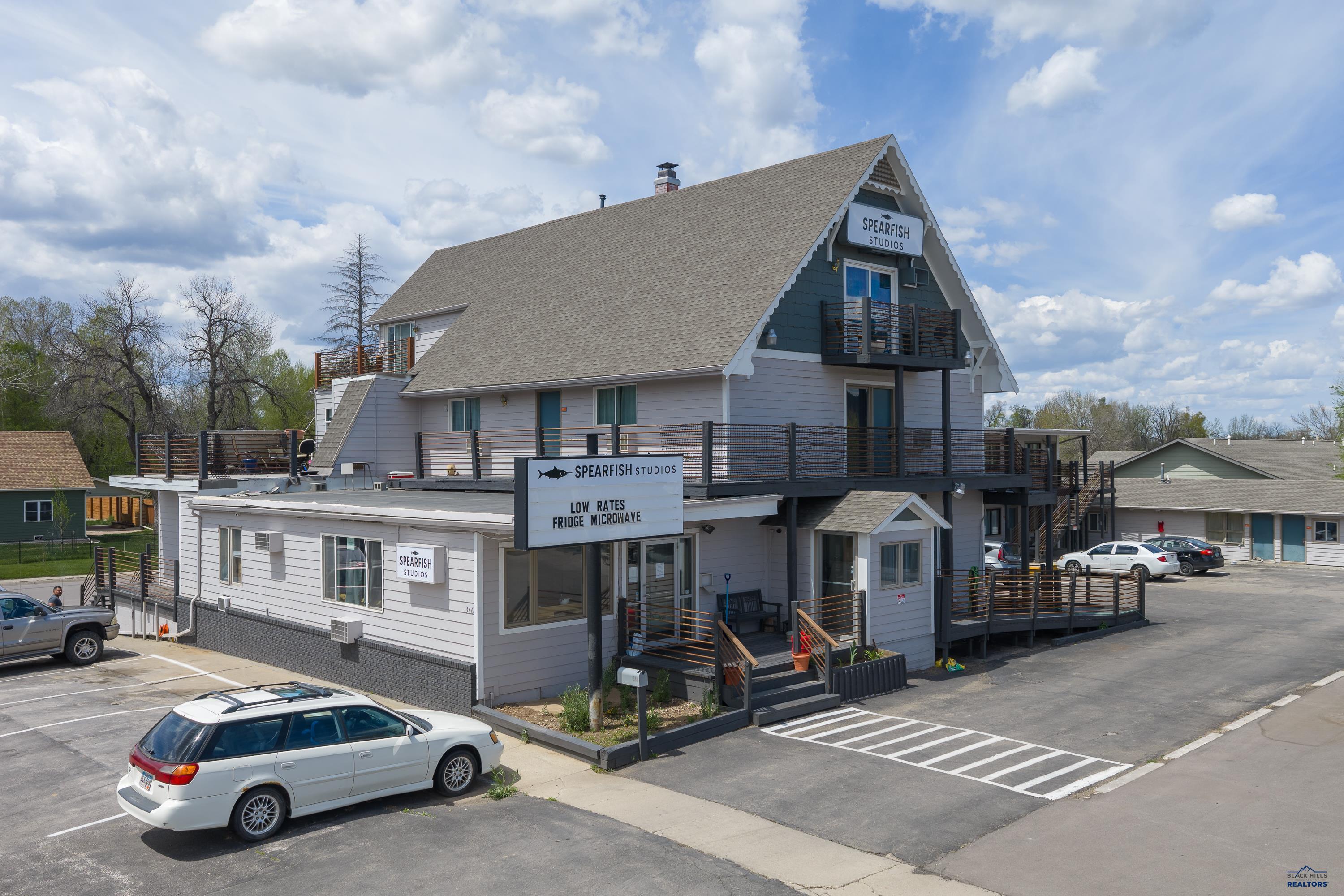 346 W KANSAS CITY