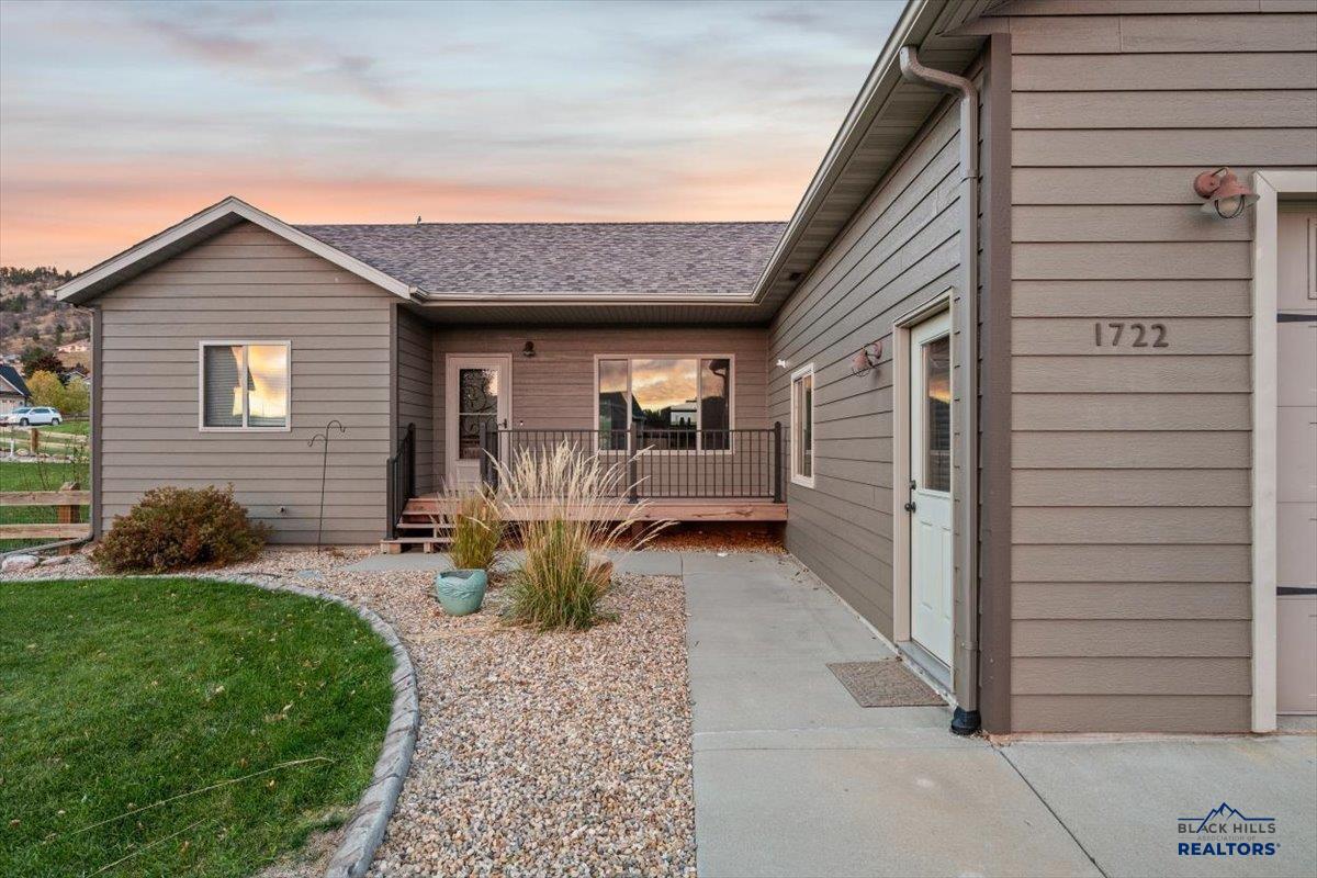 1722 IRON HORSE LOOP