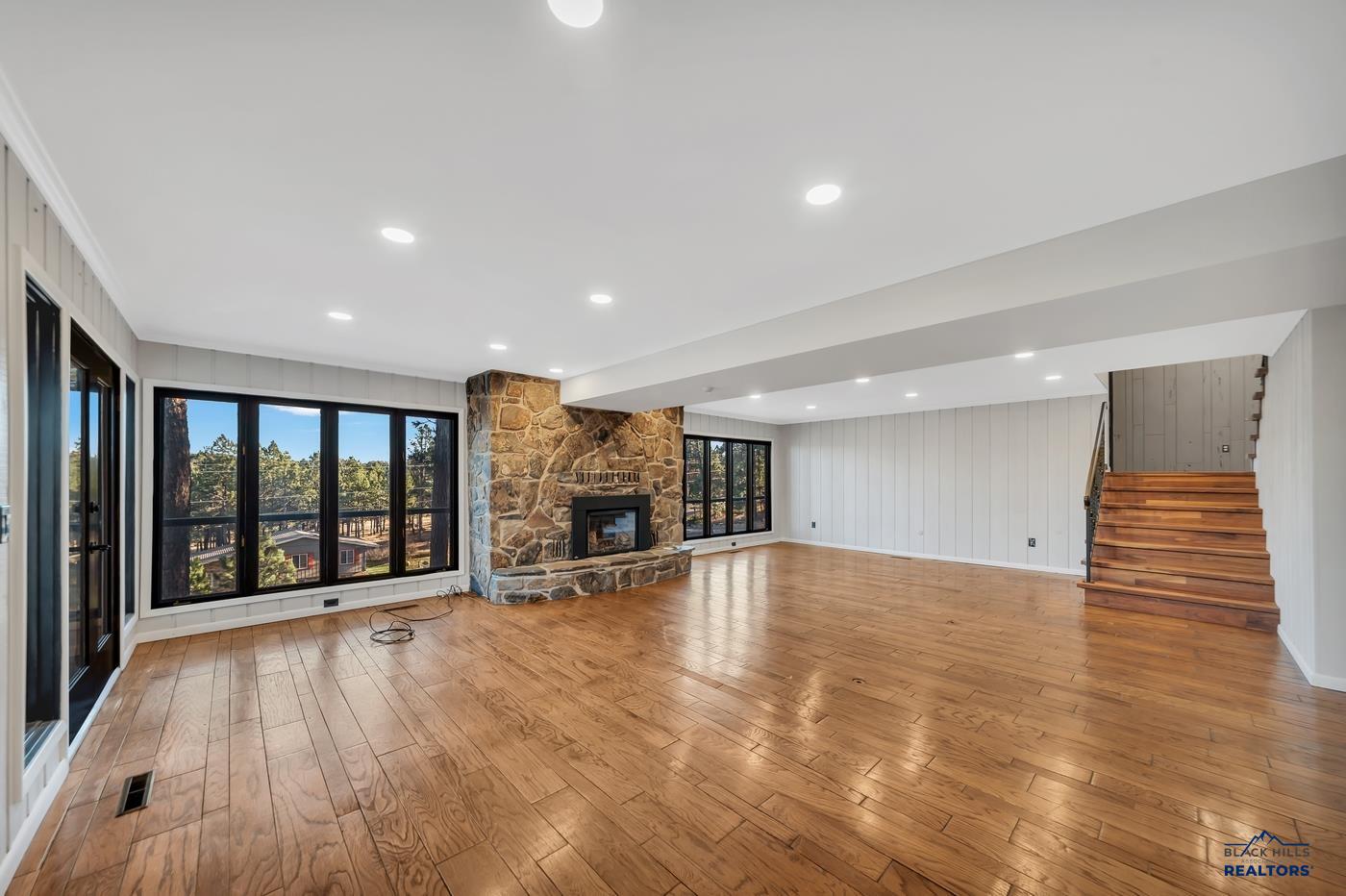 Rapid City, South Dakota, 57702, United States, ,3 BathroomsBathrooms,Residential,Active,1701616