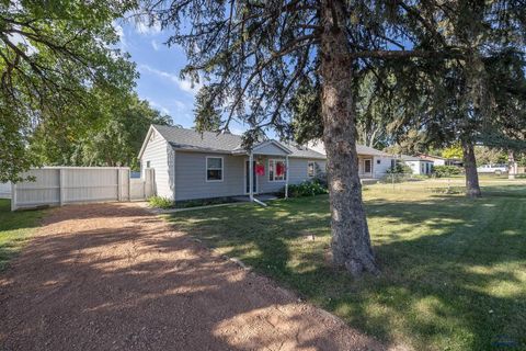 3903 W MAIN Rapid City SD 57702