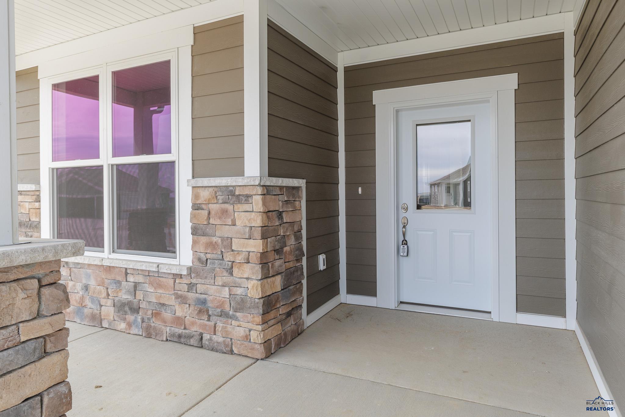 145 ISAAC ST
