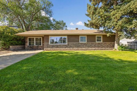 407 E INDIANA Rapid City SD 57701