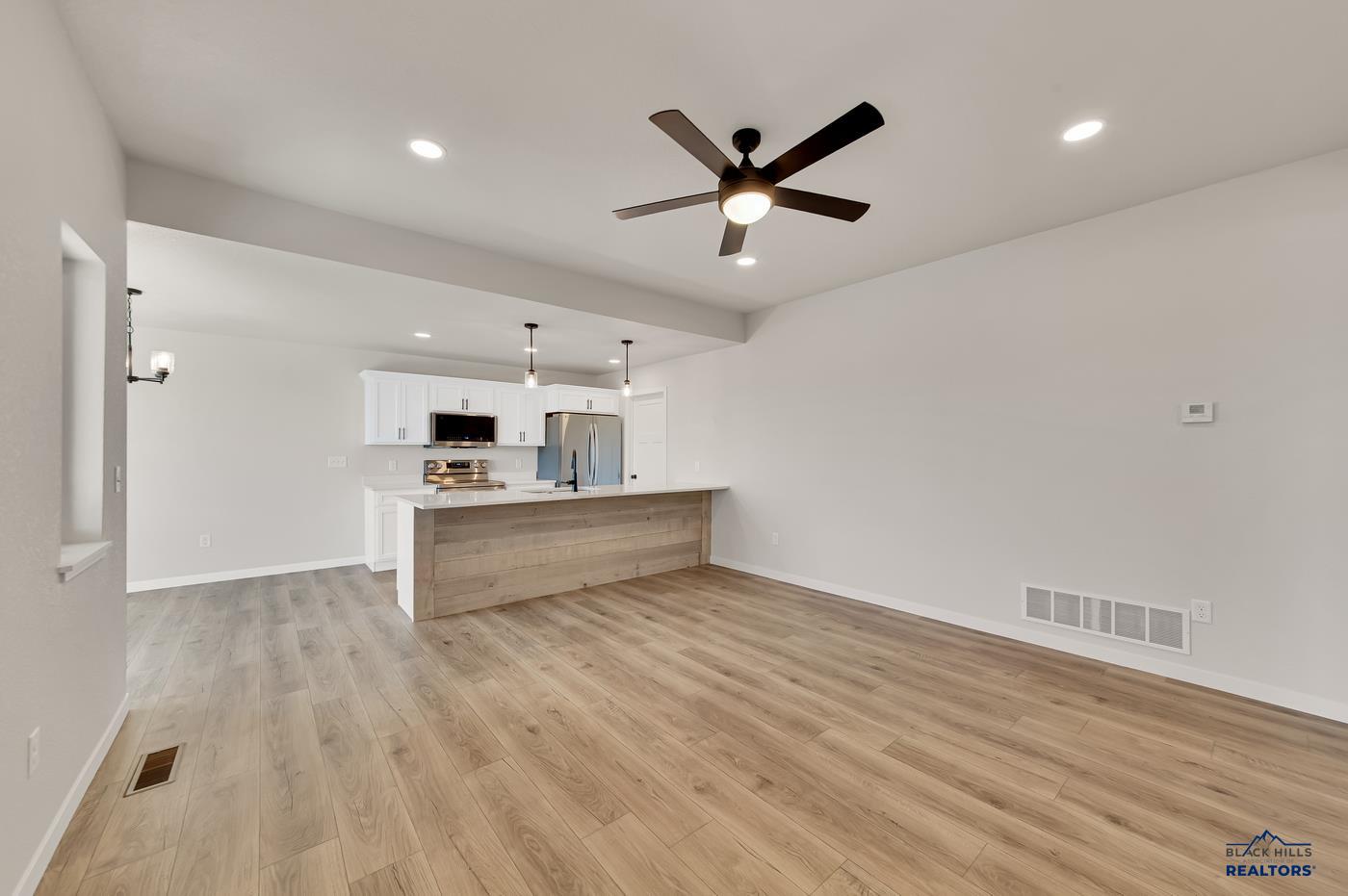 460 ALPHA AVE