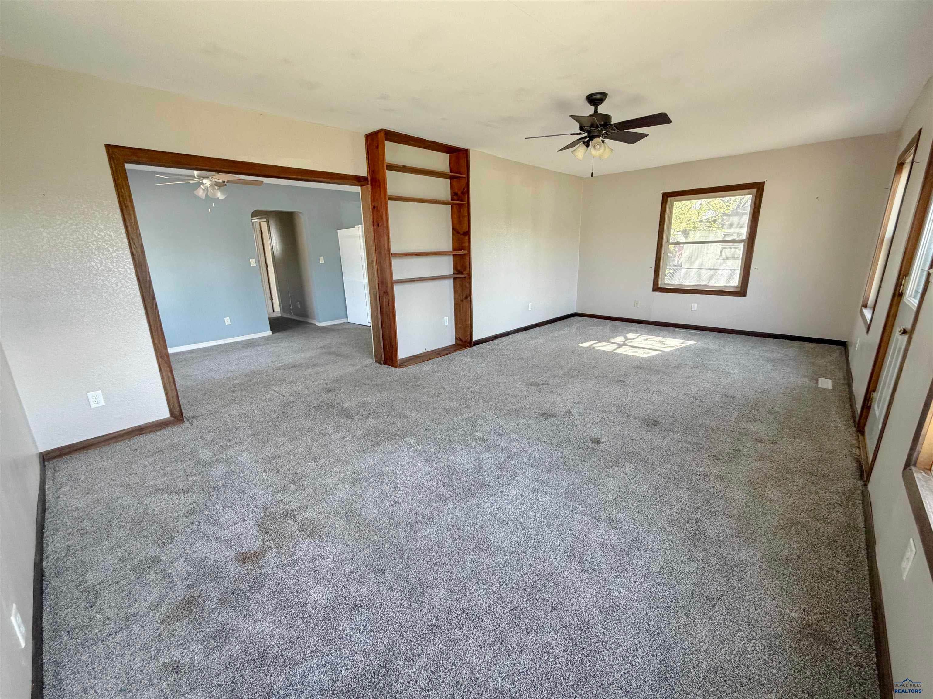 4852 BONNIE LN - Photo 4