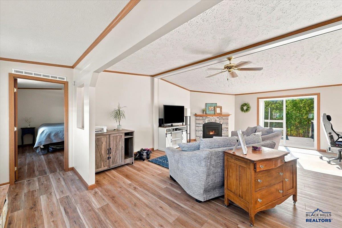 1219 Snowy Peak Lane