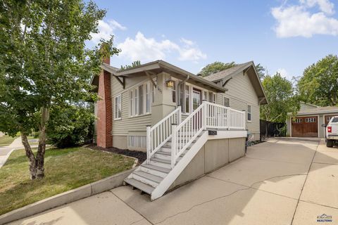 1421 11TH ST Rapid City SD 57701
