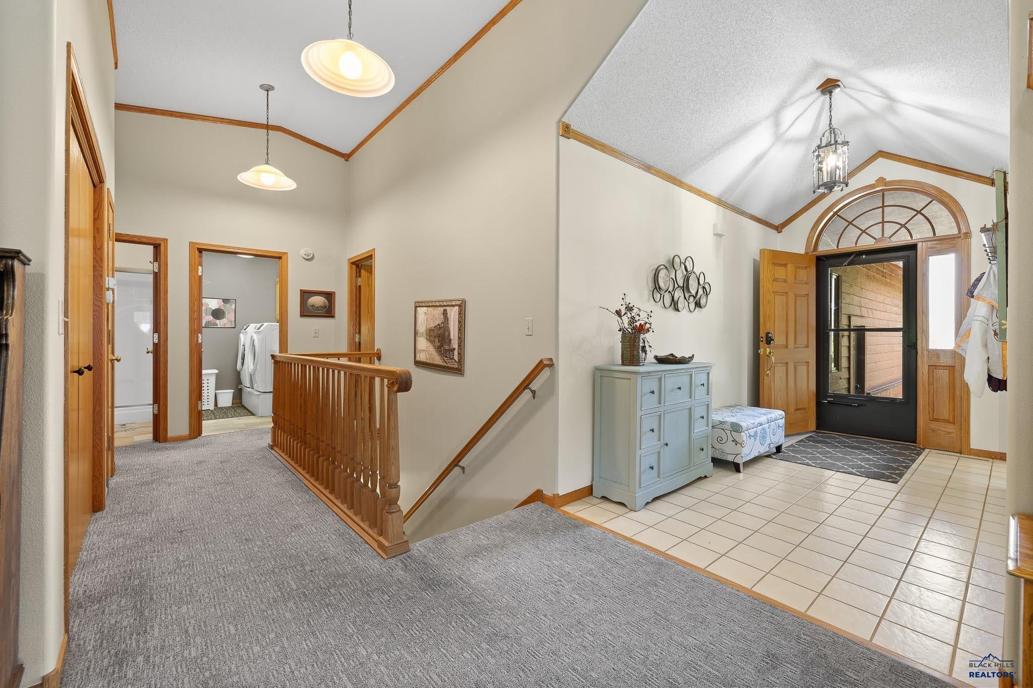 2469 BROADMOOR CT