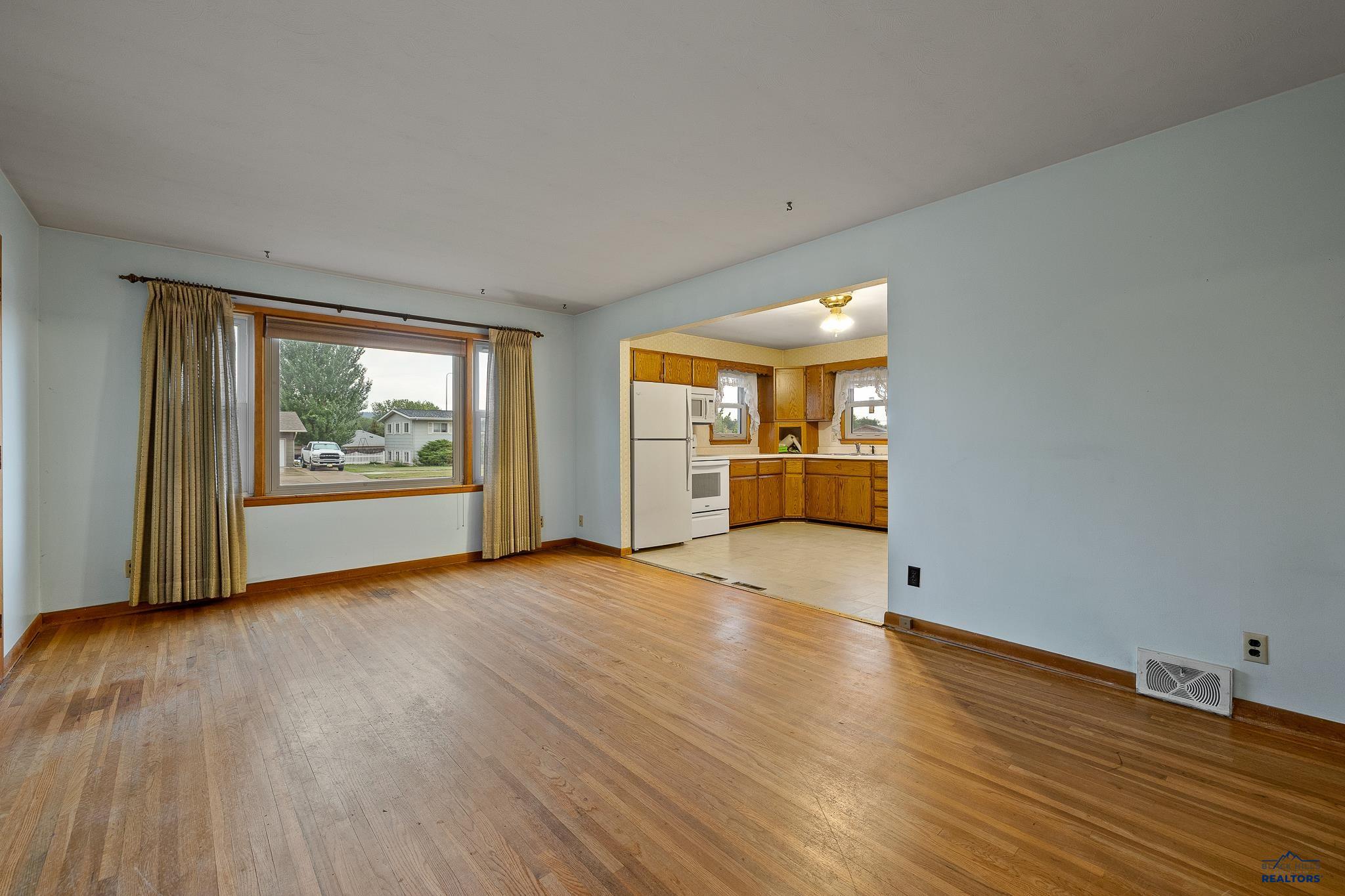 1714 SHERIDAN LAKE RD