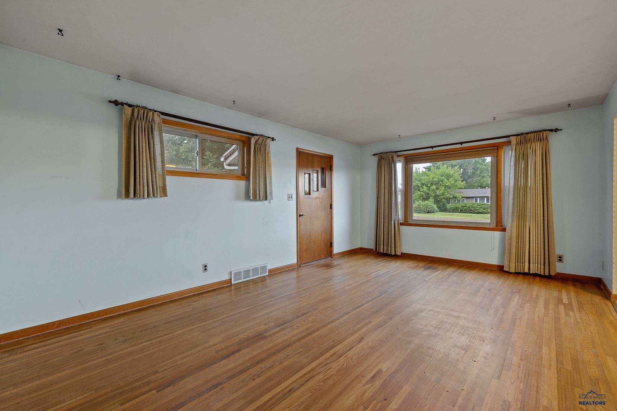 1714 SHERIDAN LAKE RD