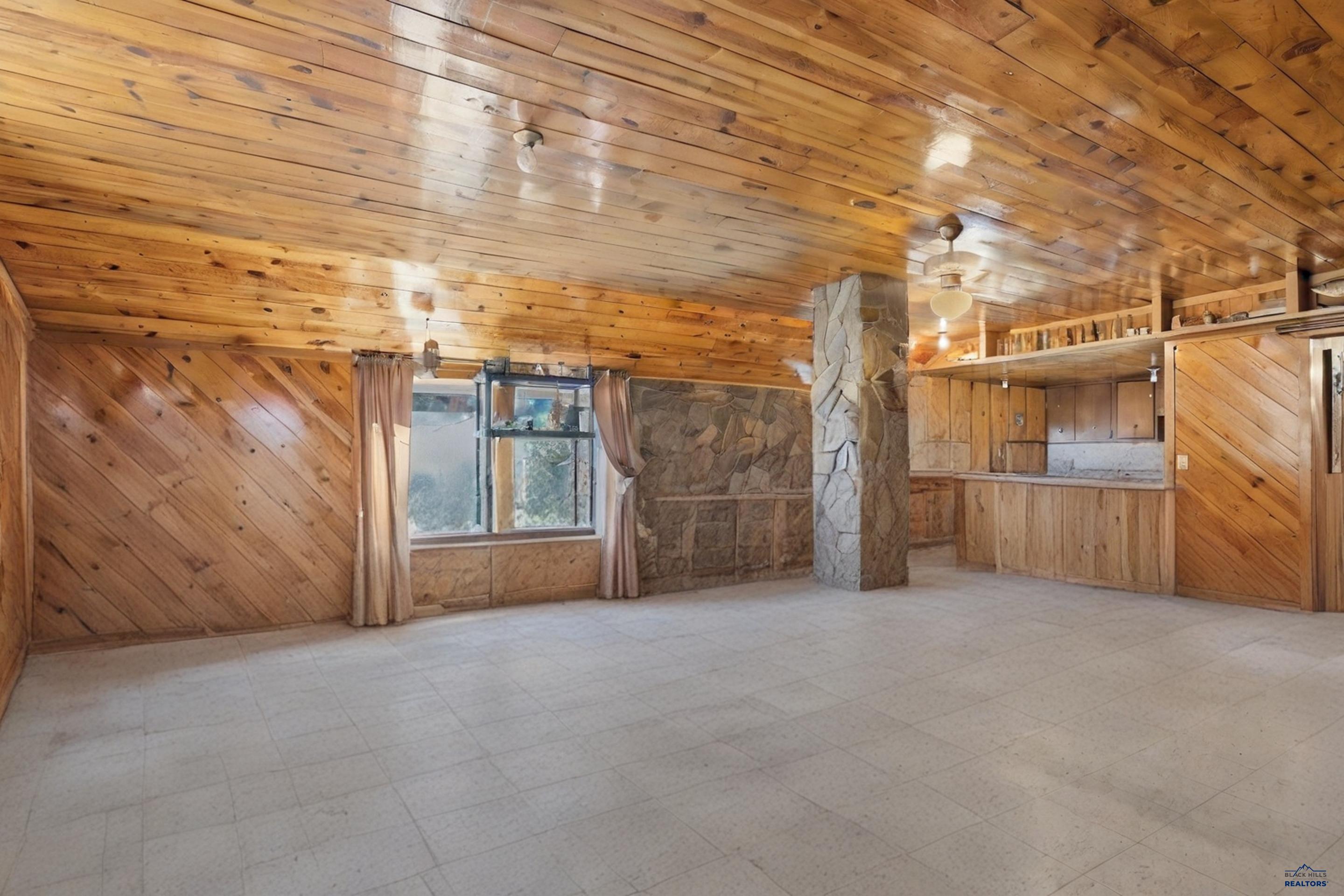 Hill City, South Dakota 57730, United States, 2 Bedrooms Bedrooms, ,1 BathroomBathrooms,Residential,Active,232610