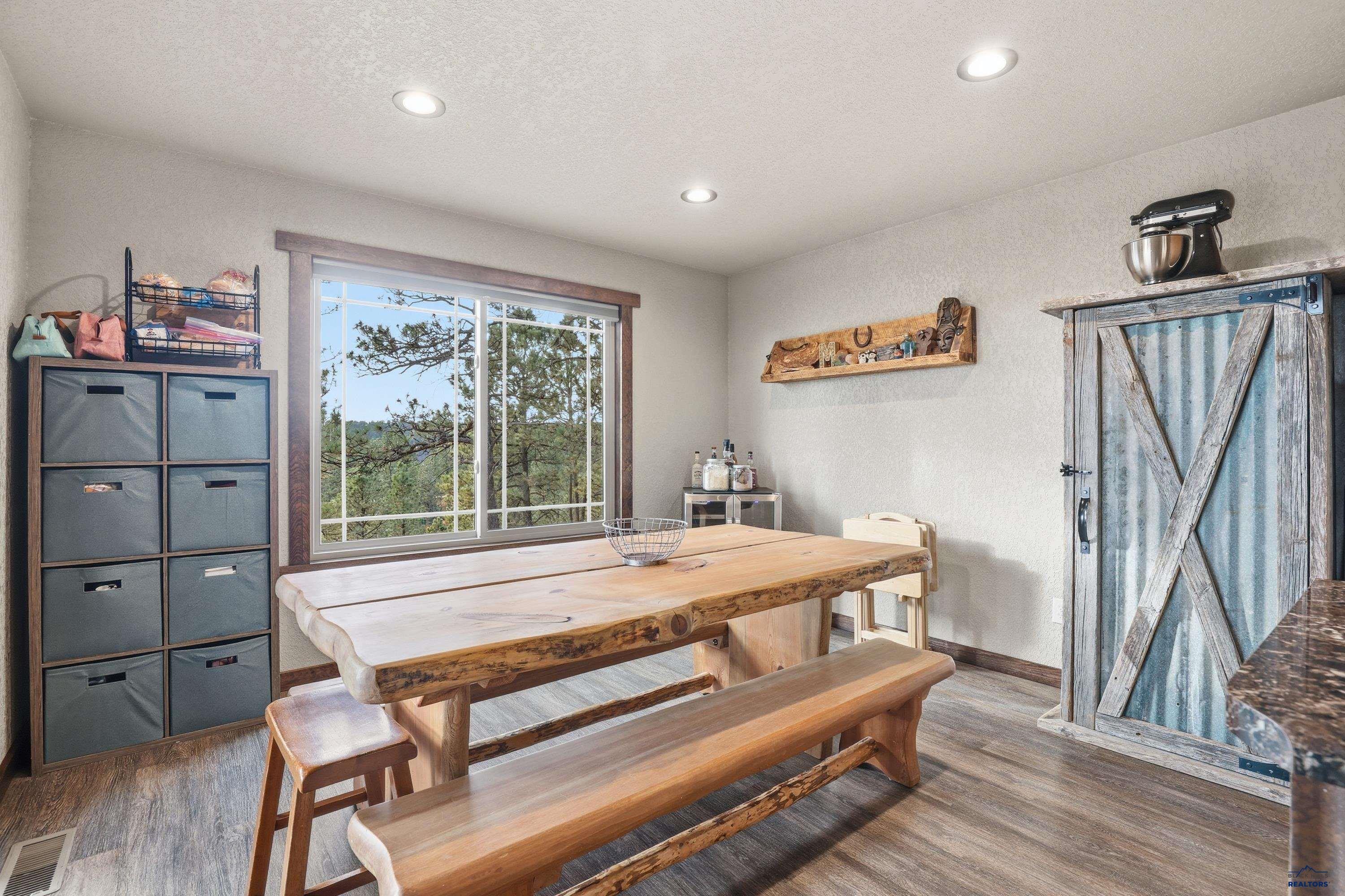 24636 CROOKED CANYON RD