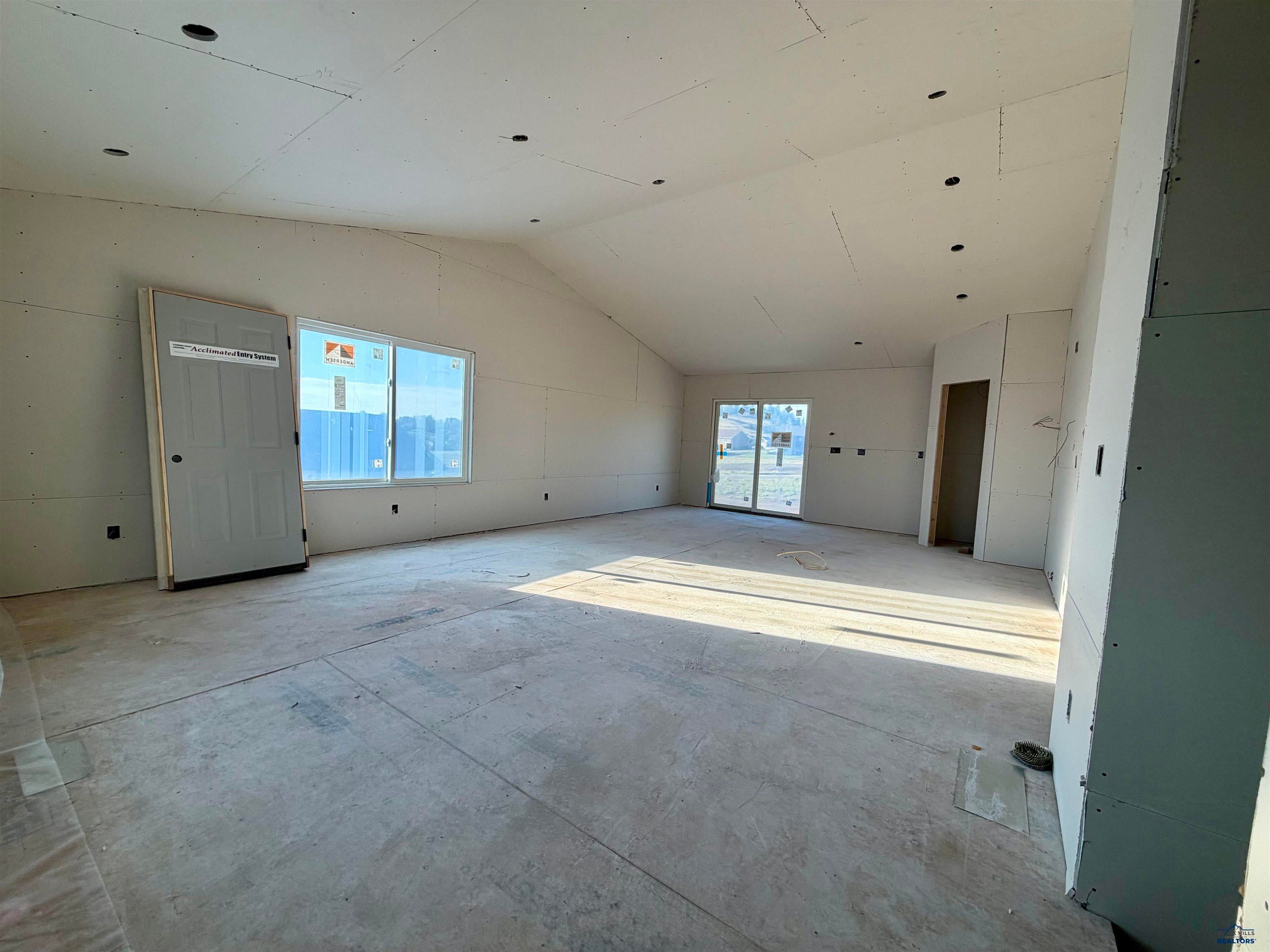 Lot 19 COUNTRY RD WEST