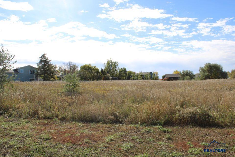 815 W COUNTRY RD