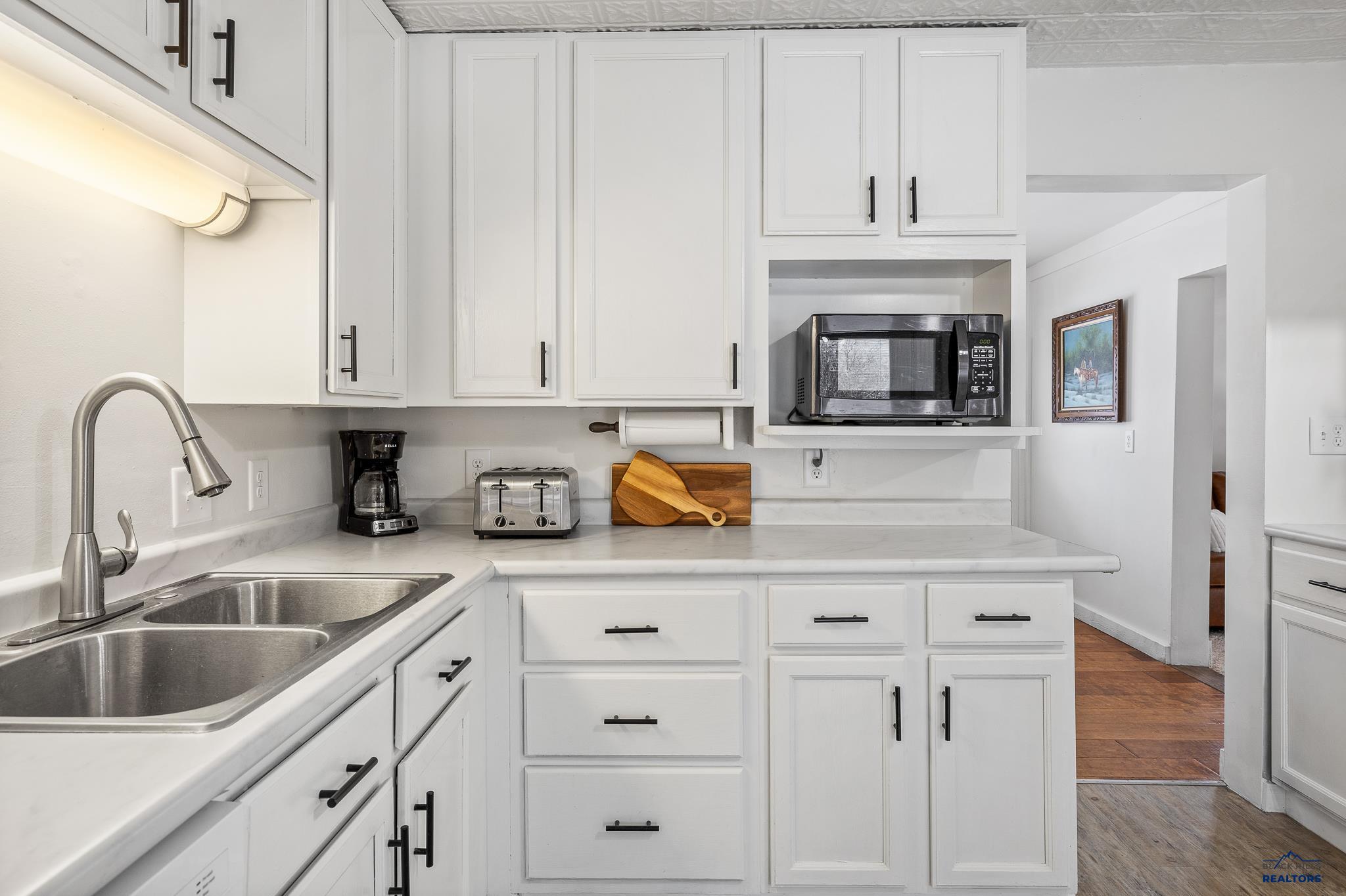 Pringle, South Dakota 57773, United States, 4 Bedrooms Bedrooms, ,2 BathroomsBathrooms,Residential,Active,8732