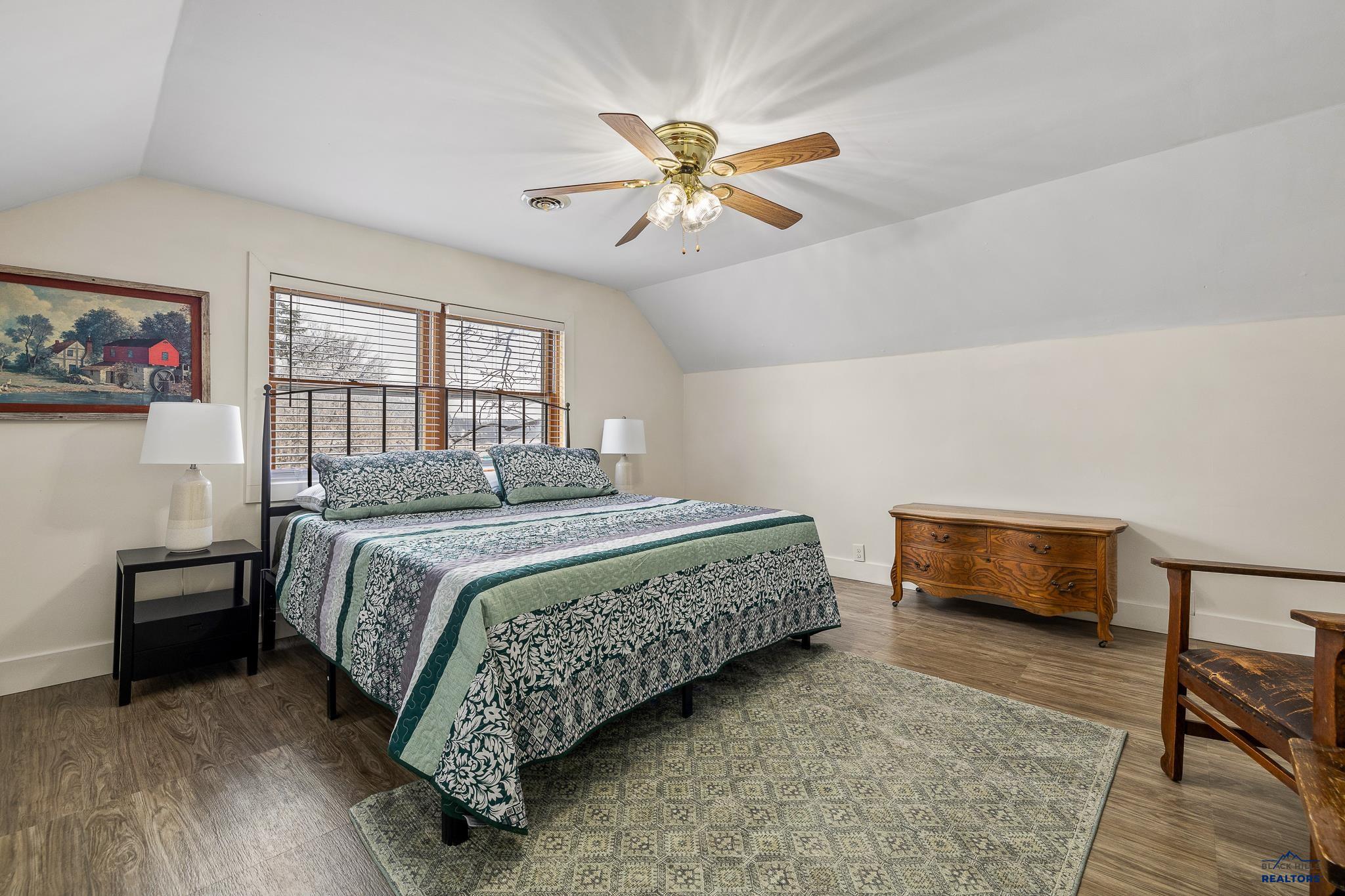 Pringle, South Dakota 57773, United States, 4 Bedrooms Bedrooms, ,2 BathroomsBathrooms,Residential,Active,8732