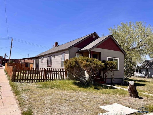 310 7TH AVE, EDGEMONT, SD 57735 - Image a4dd8b942c09e91c3e1e1caa5baebcde/1021944884