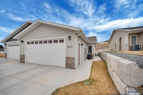 2625 HENNESSY DRIVE Rapid City SD 57701