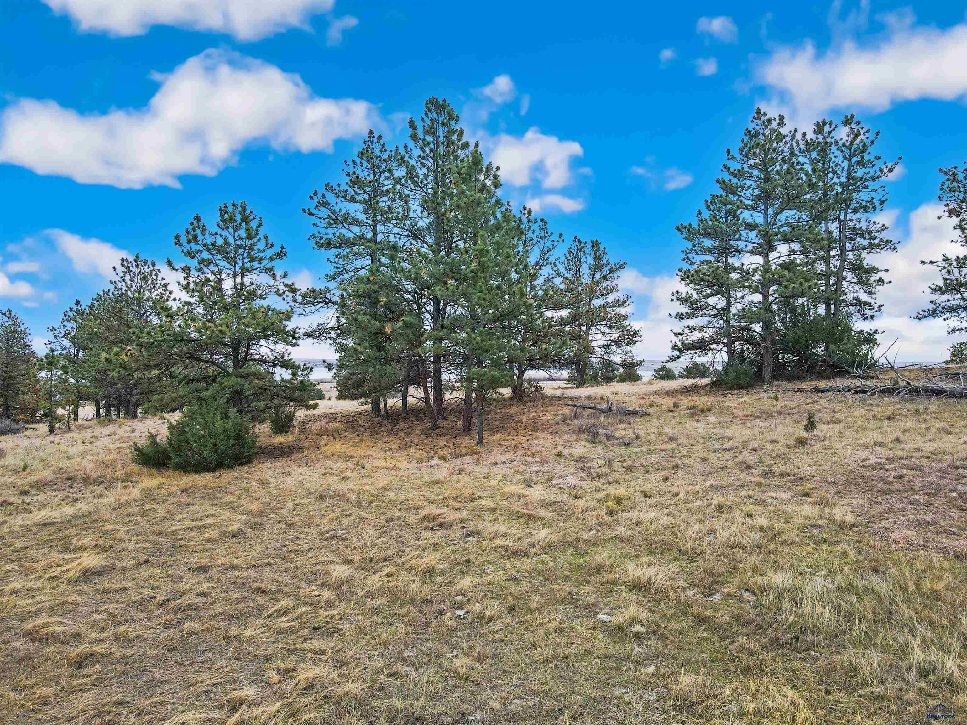 Lot 7 LAKE HILLS RD