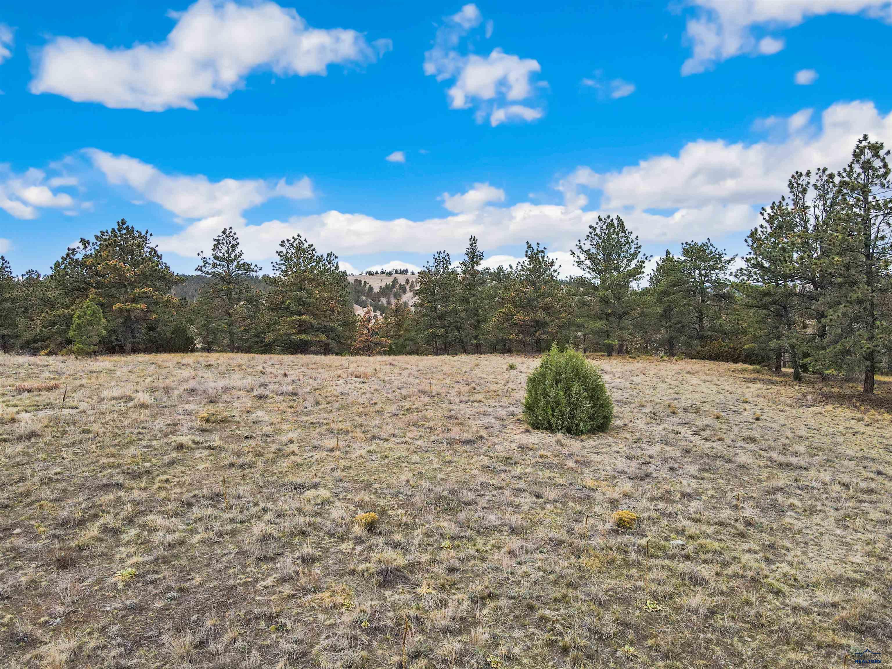 Lot 7 LAKE HILLS RD