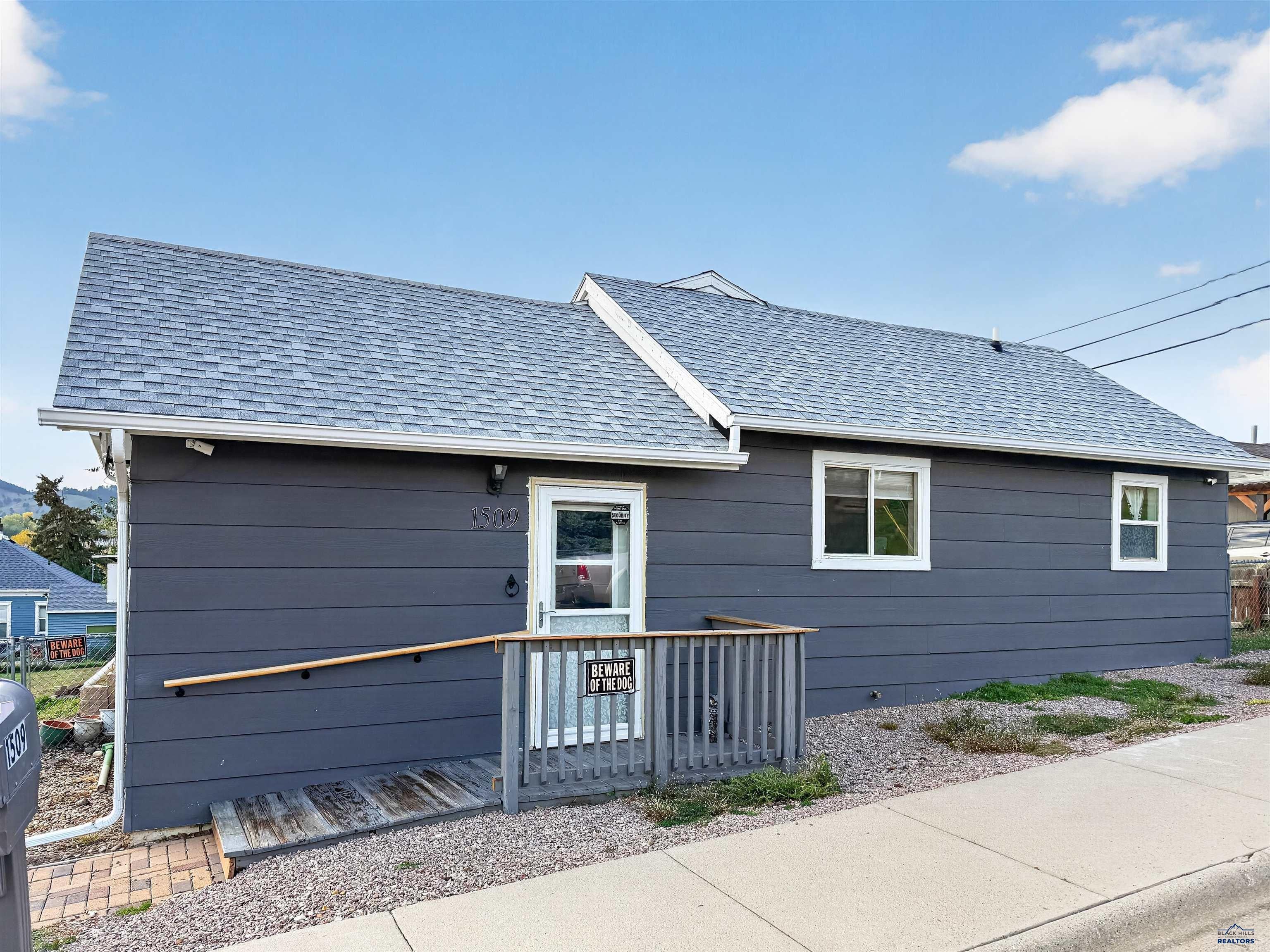 1509 MIDWAY