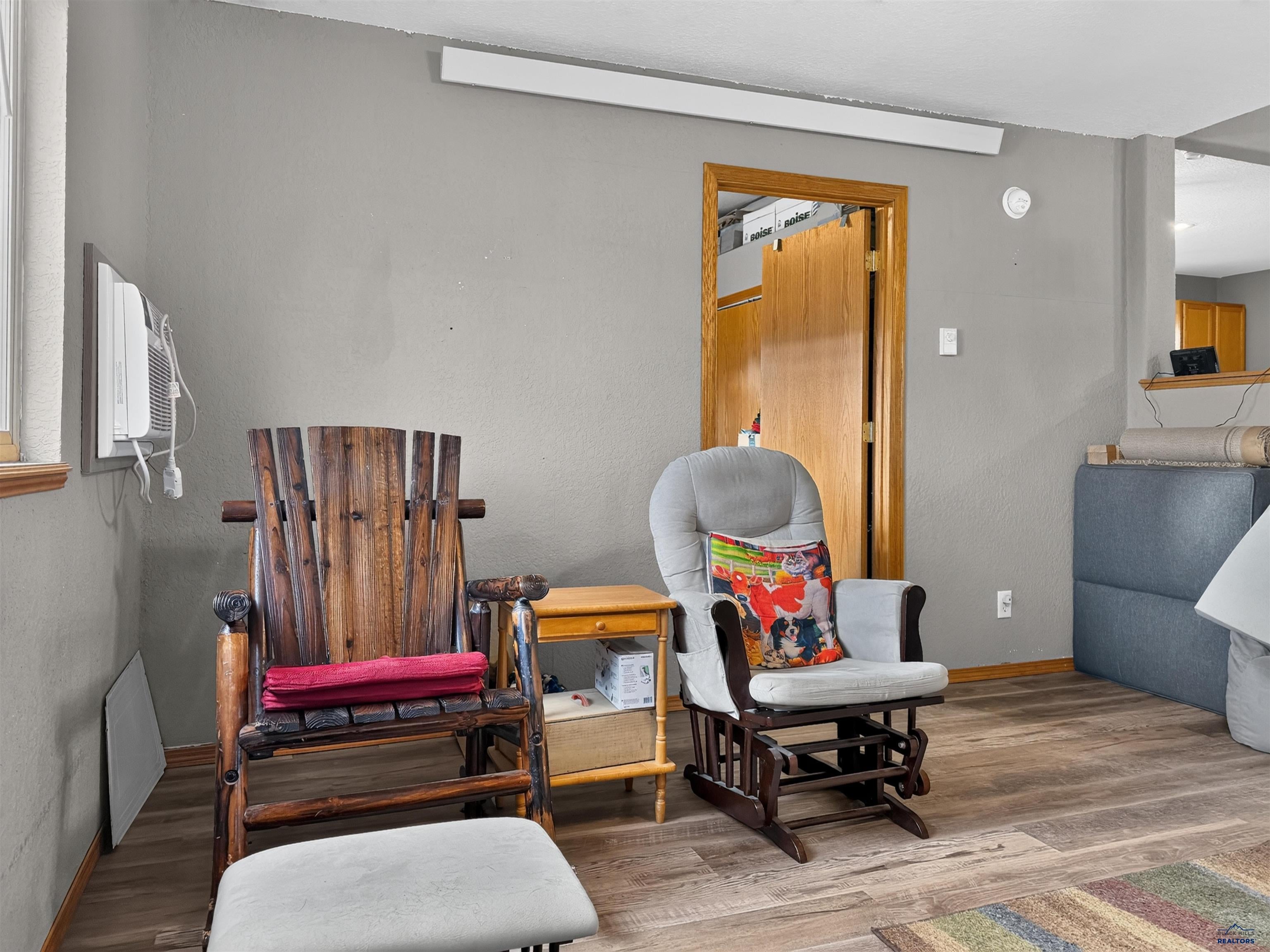 1509 MIDWAY