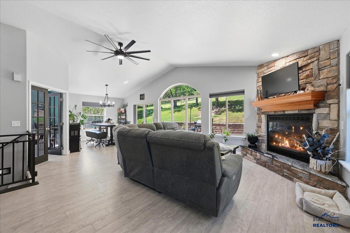 12315 ANTLER RD