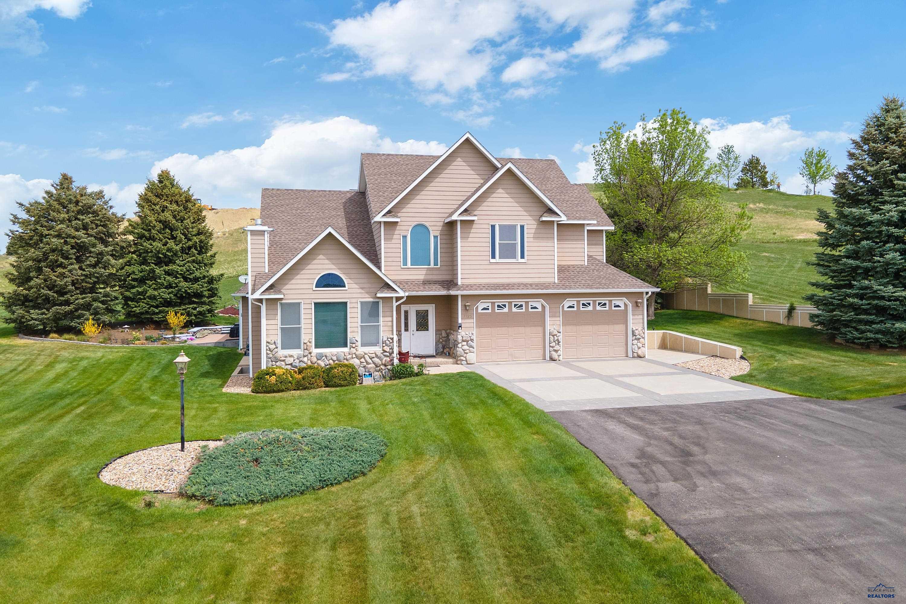 7725 COUNTRY VIEW PL