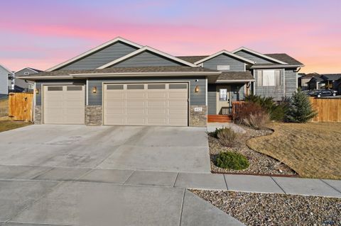 612 HAAKON ST Rapid City SD 57703