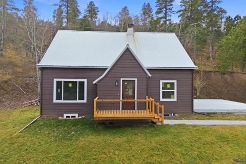 109 3RD ST Lead SD 57754