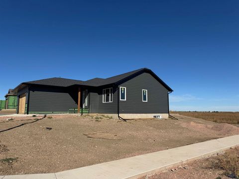 628 BULL RUN DR Box Elder SD 57719