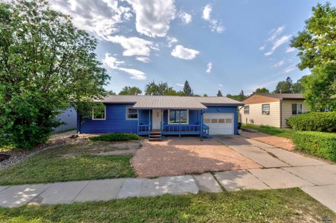 325 E ANAMOSA RAPID CITY SD 57701