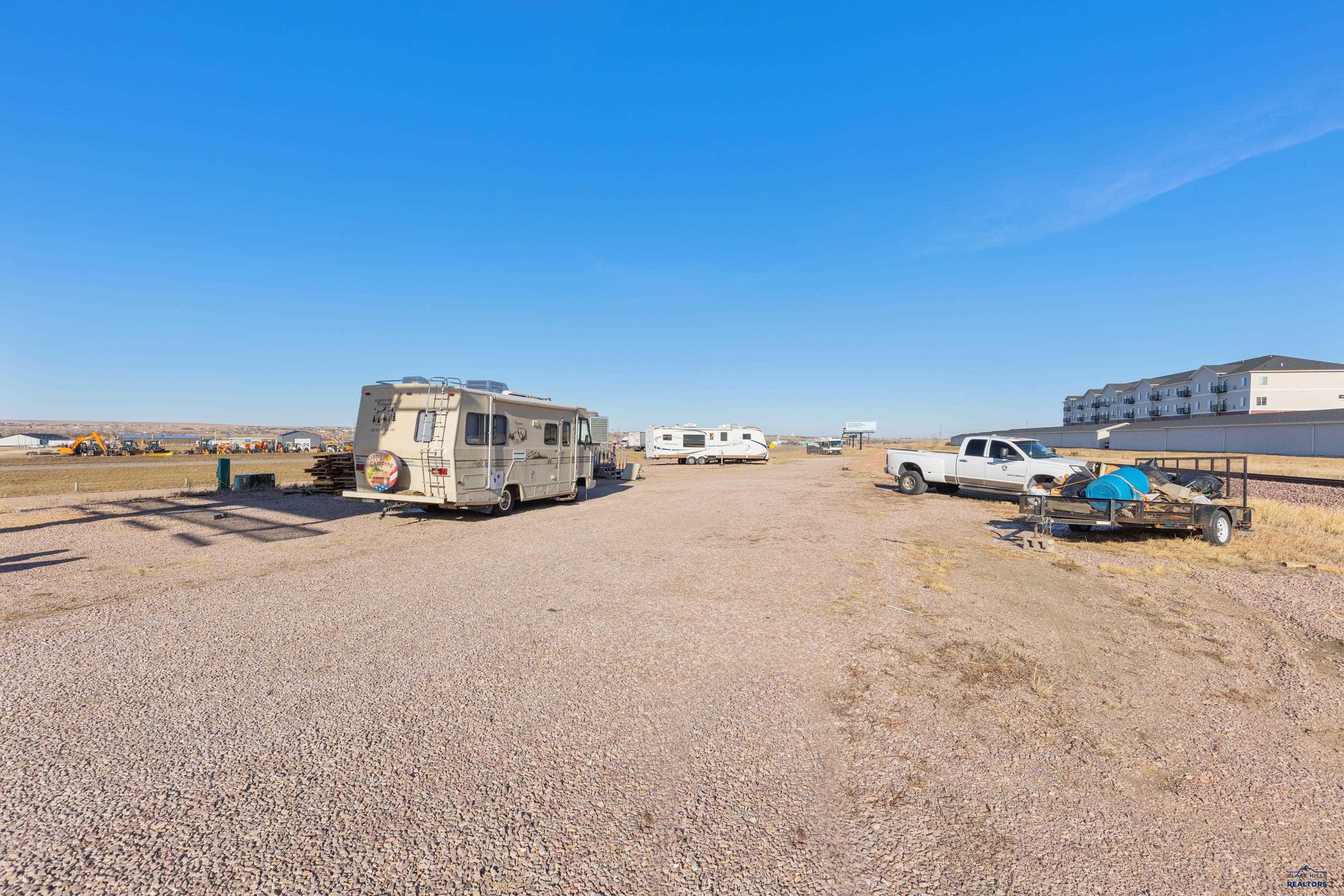 4871 S INTERSTATE 190