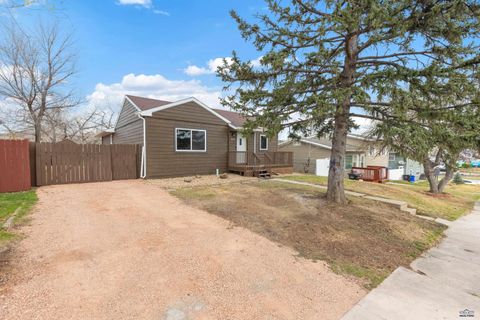 929 HALLEY AVE RAPID CITY SD 57701