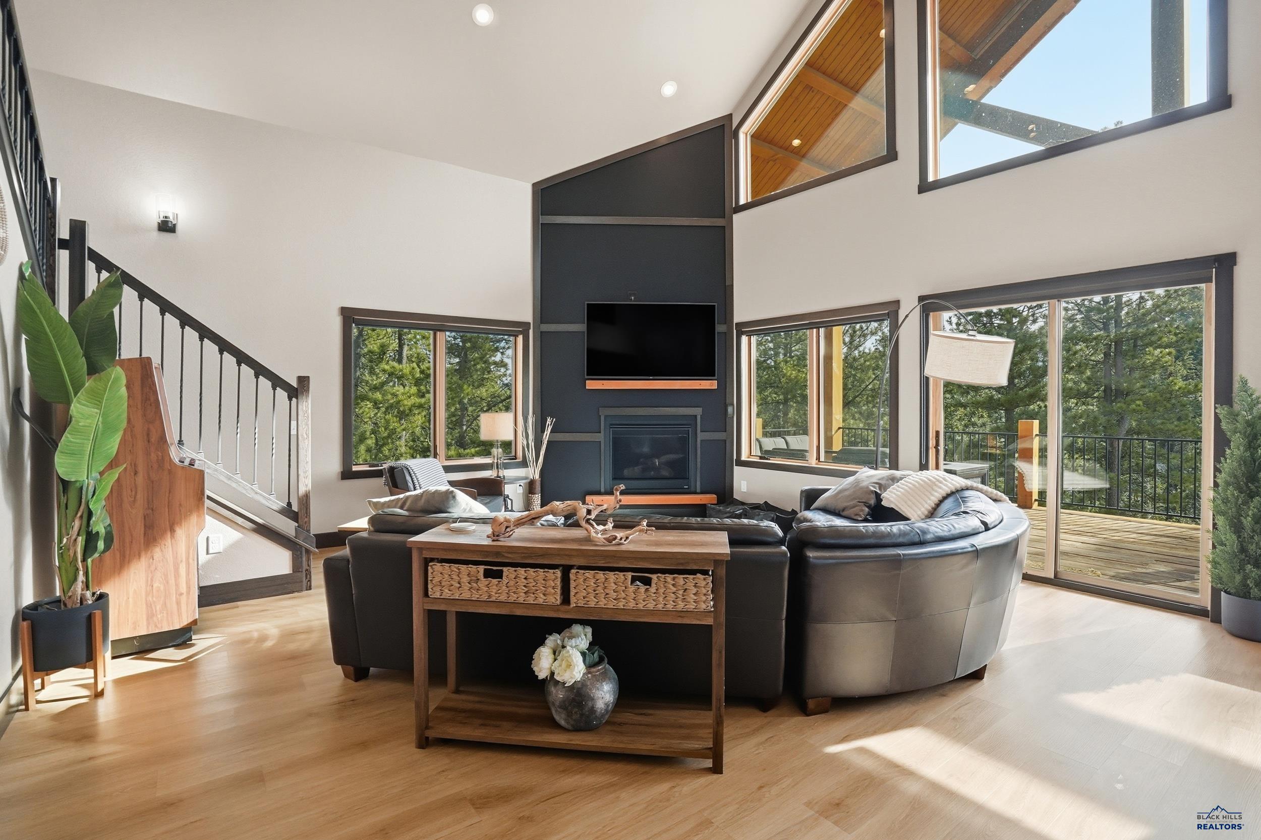 Lead, South Dakota, 57754, United States, 5 Bedrooms Bedrooms, ,6 BathroomsBathrooms,Residential,Active,2019144