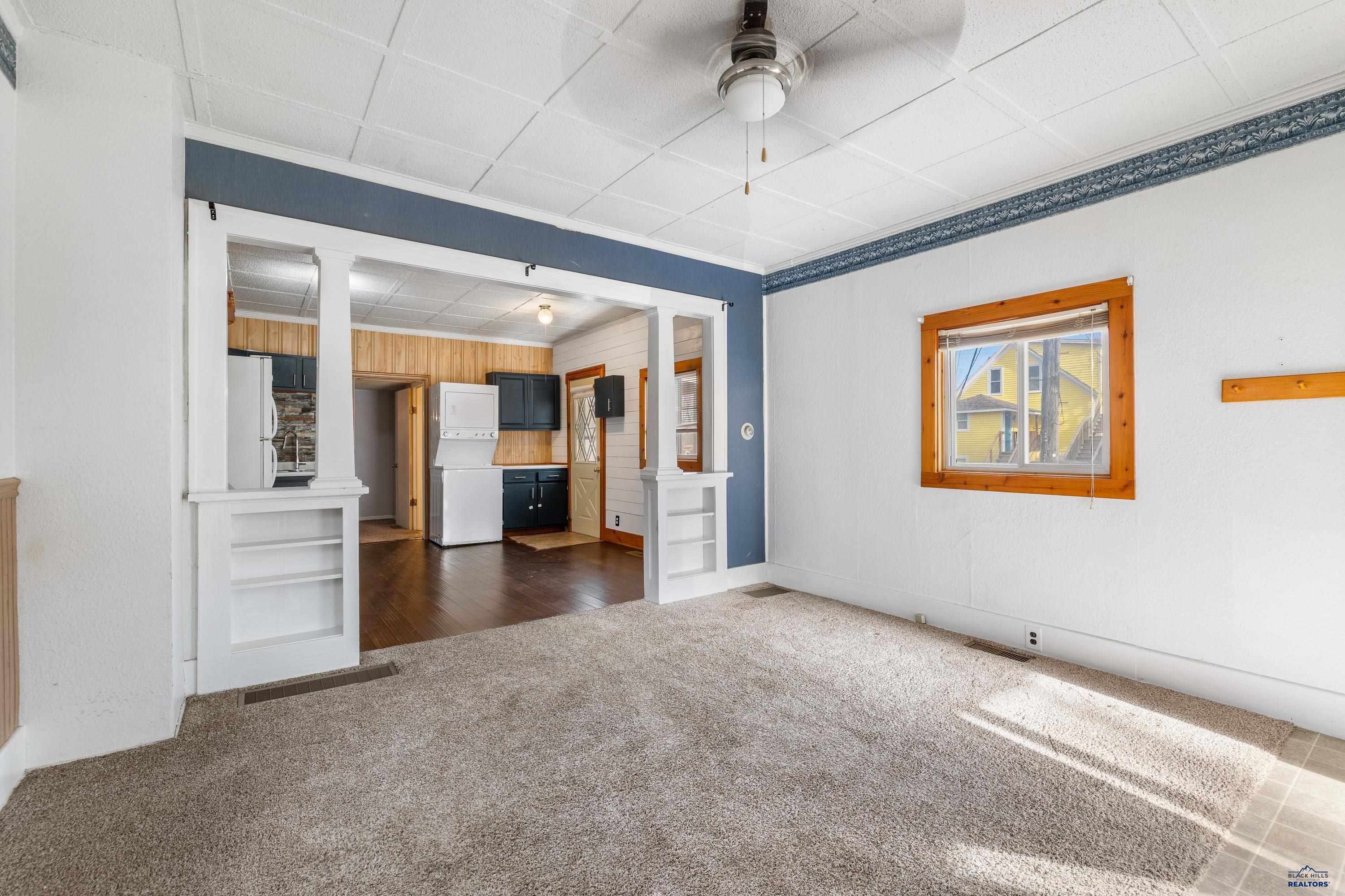 1214 COLUMBUS
