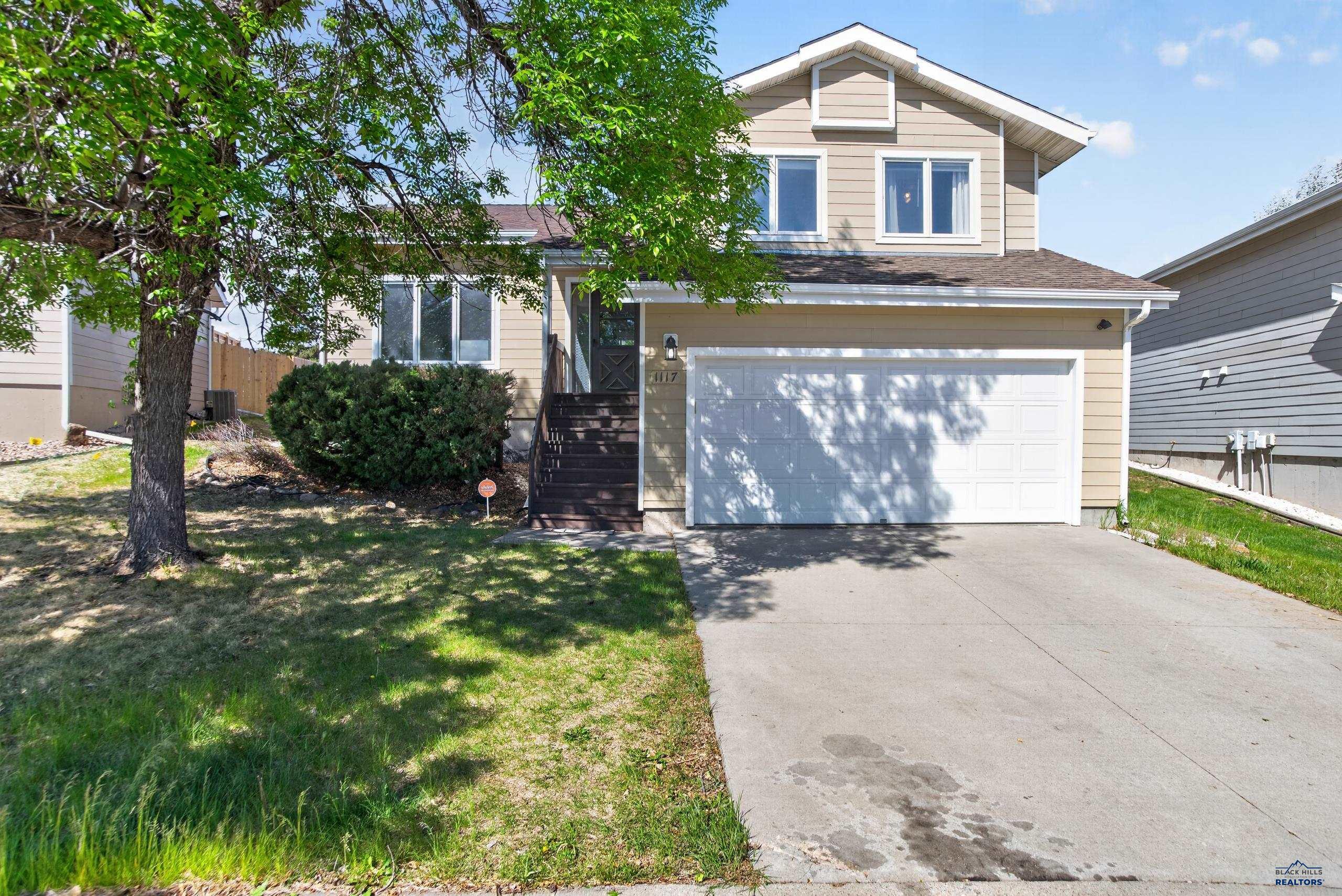 1117 RANGE VIEW CIR