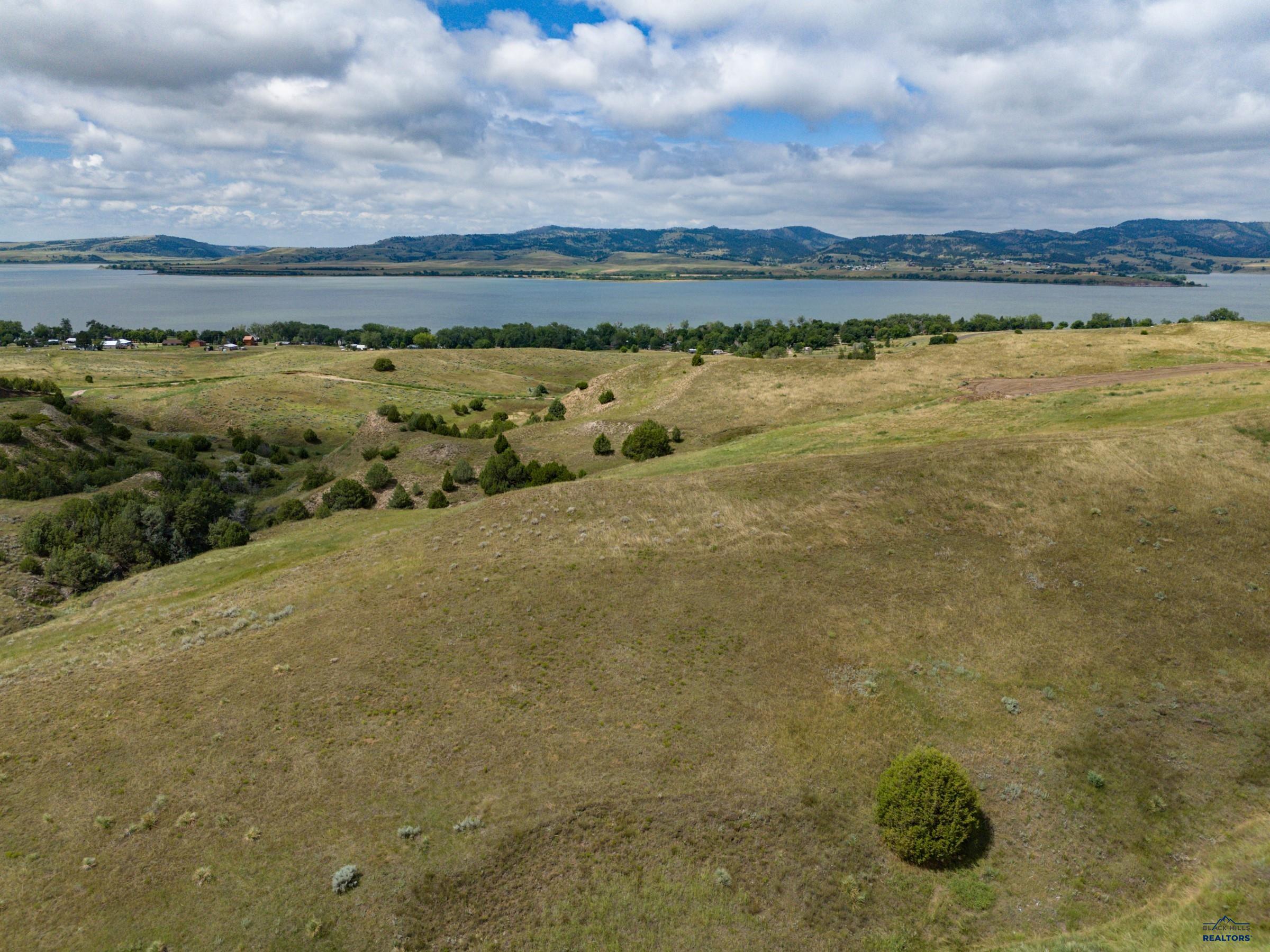 Lot 10 SUNUP LN