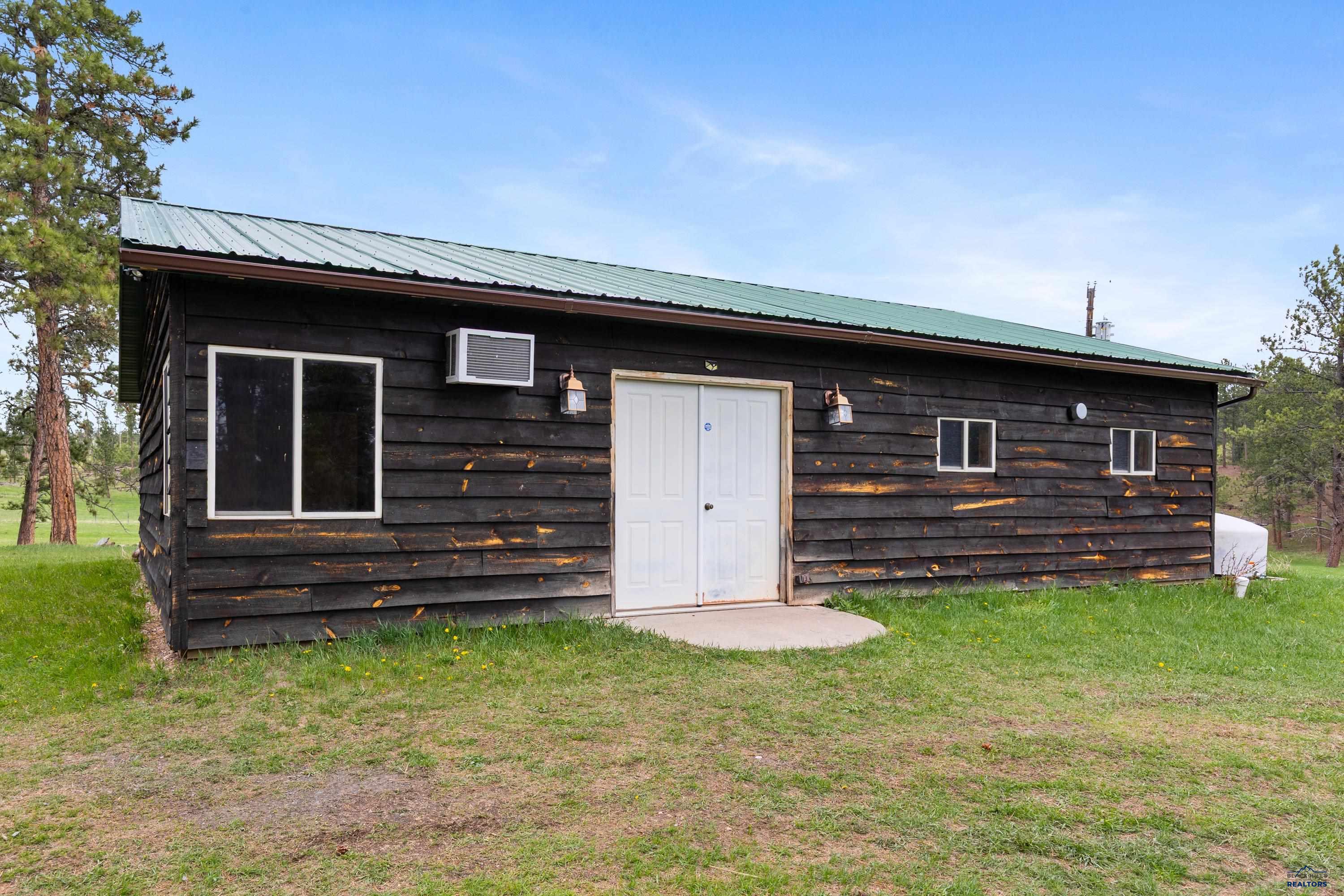 Rapid City, South Dakota, 57702, United States, 6 Bedrooms Bedrooms, ,6 BathroomsBathrooms,Residential,Active,1952058