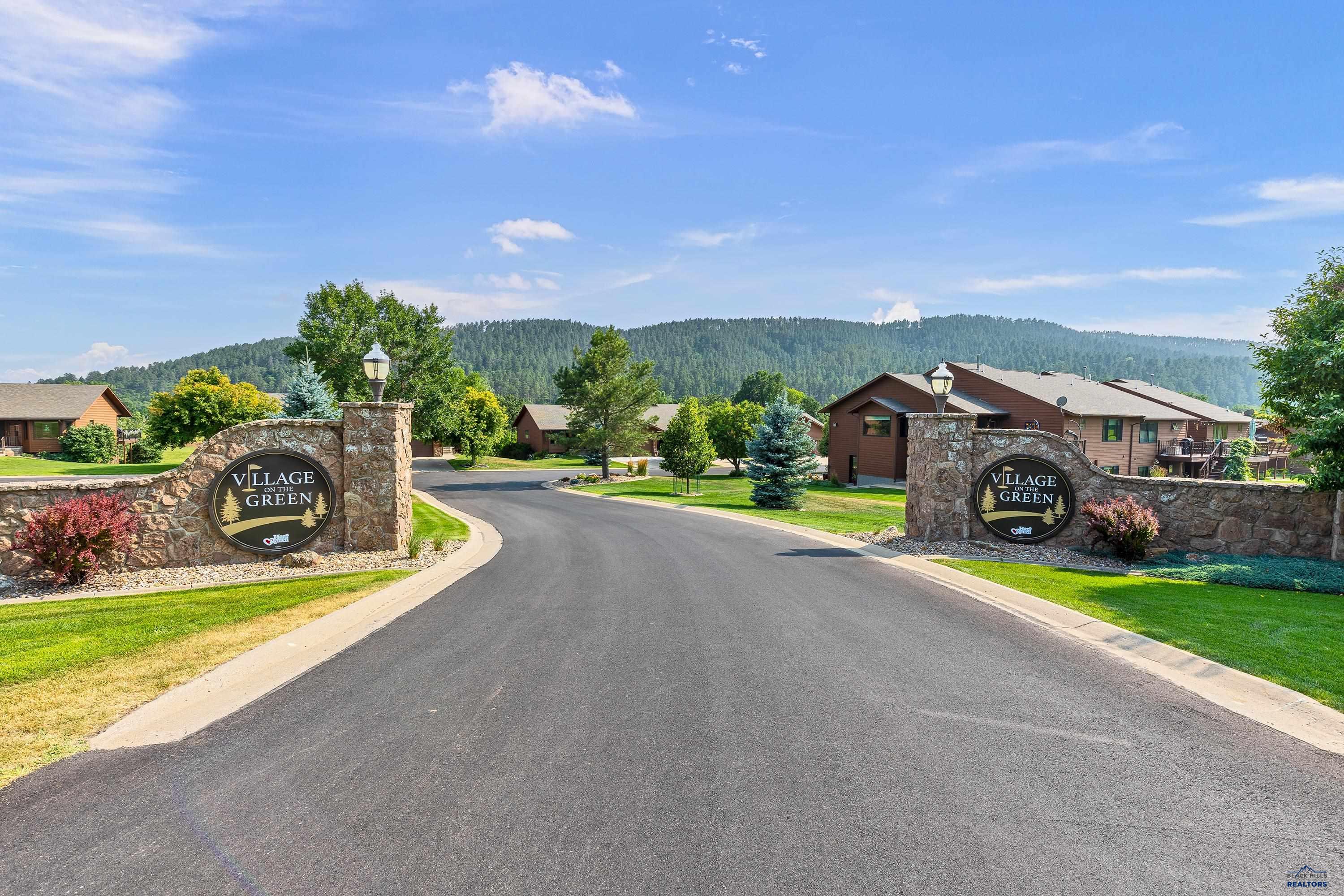 1055 DUFFER DR