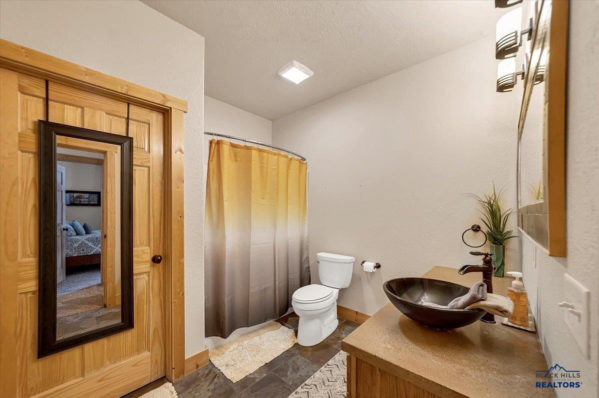 Lead, South Dakota, 57754, United States, 3 Bedrooms Bedrooms, ,4 BathroomsBathrooms,Residential,Active,2007249