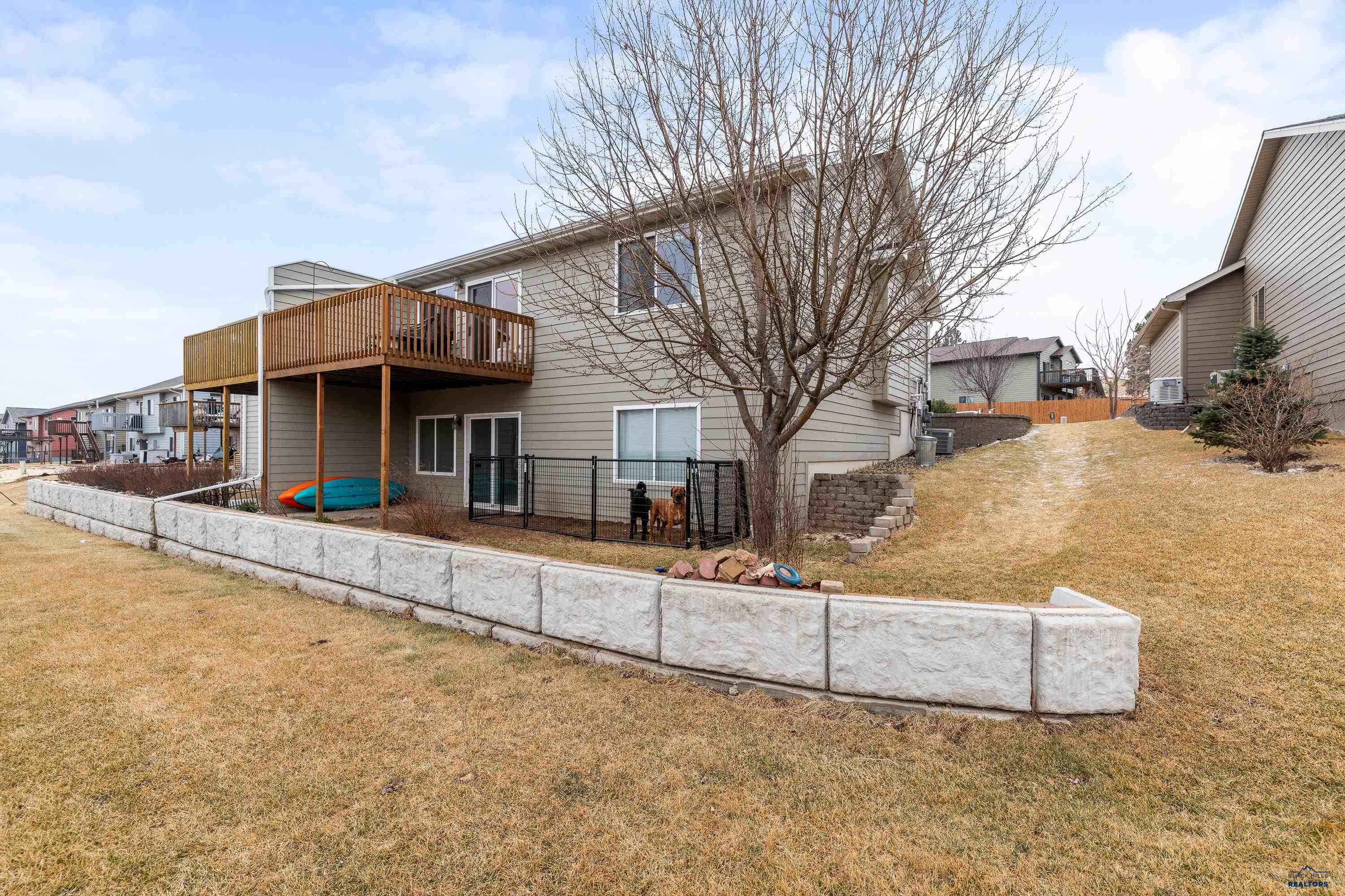 6818 CAMBRIDGE CT