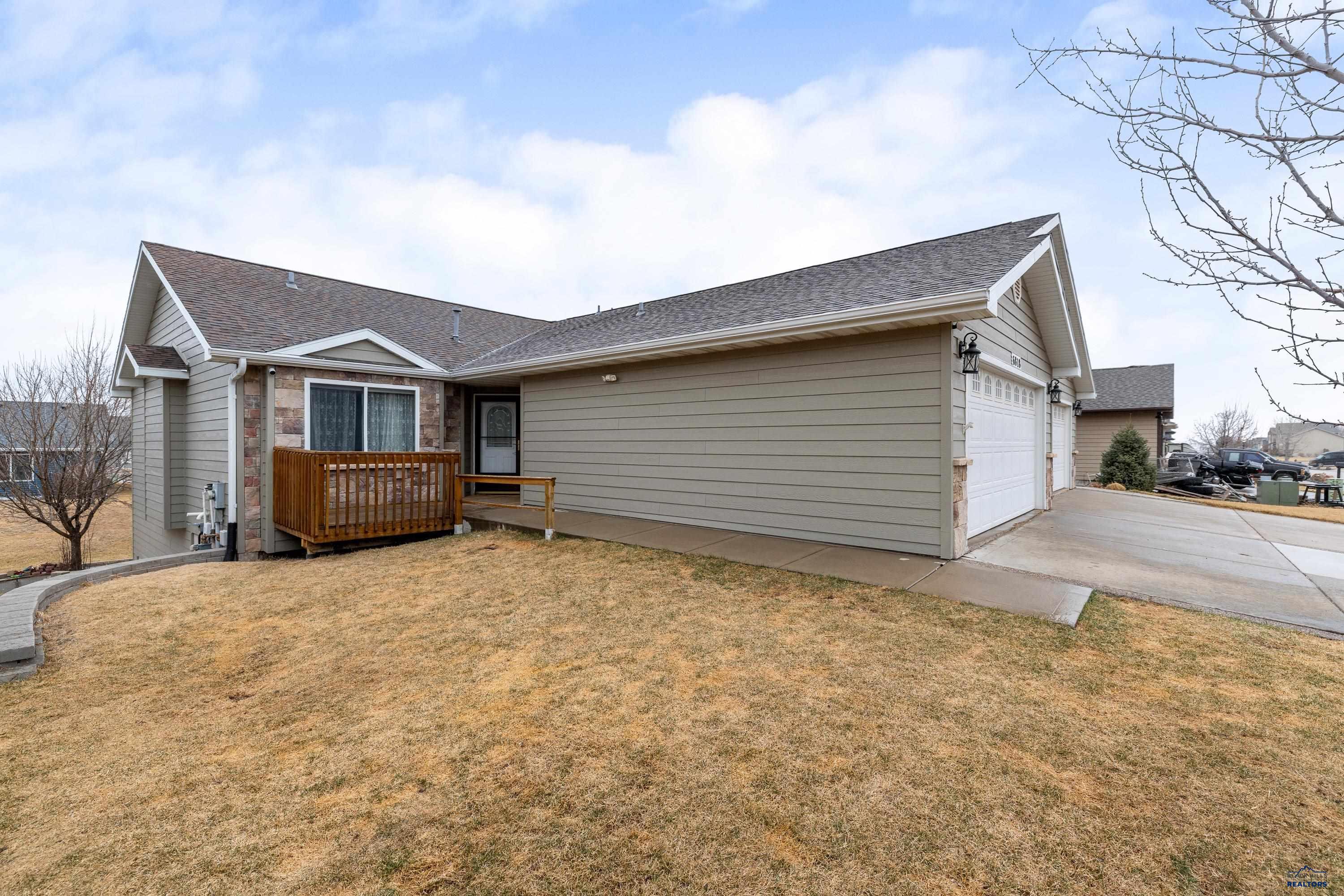 6818 CAMBRIDGE CT