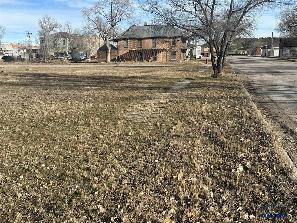 510 3RD AVE