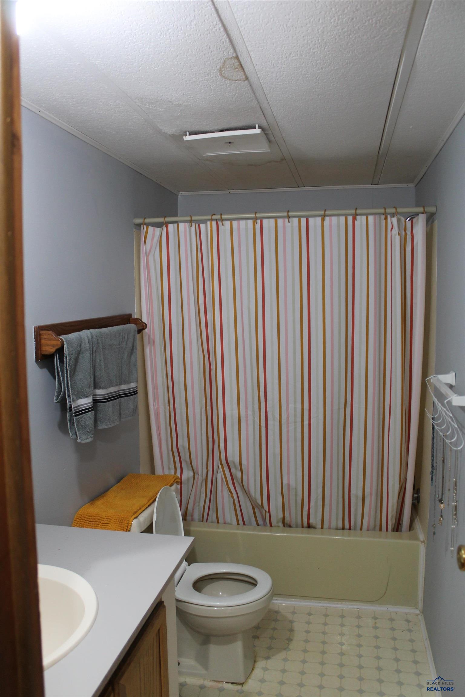 Sturgis, South Dakota 57785, United States, 3 Bedrooms Bedrooms, ,2 BathroomsBathrooms,Residential,Active,196656