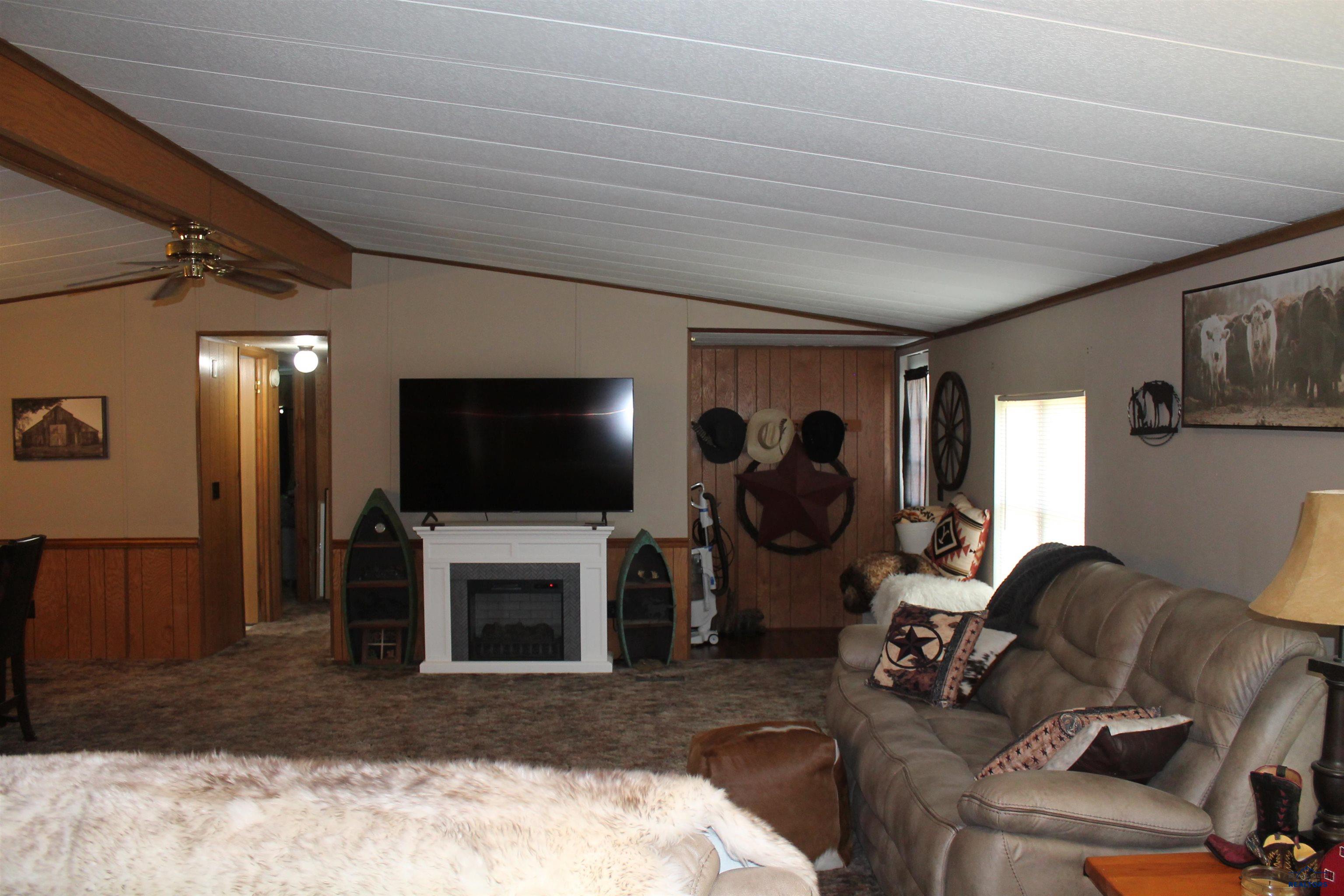 Sturgis, South Dakota 57785, United States, 3 Bedrooms Bedrooms, ,2 BathroomsBathrooms,Residential,Active,196656