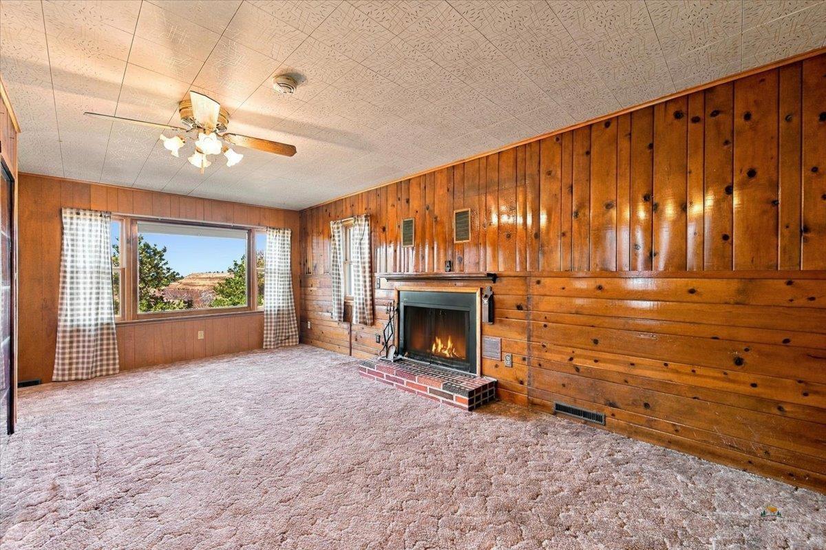 301 W MCCLELLAN